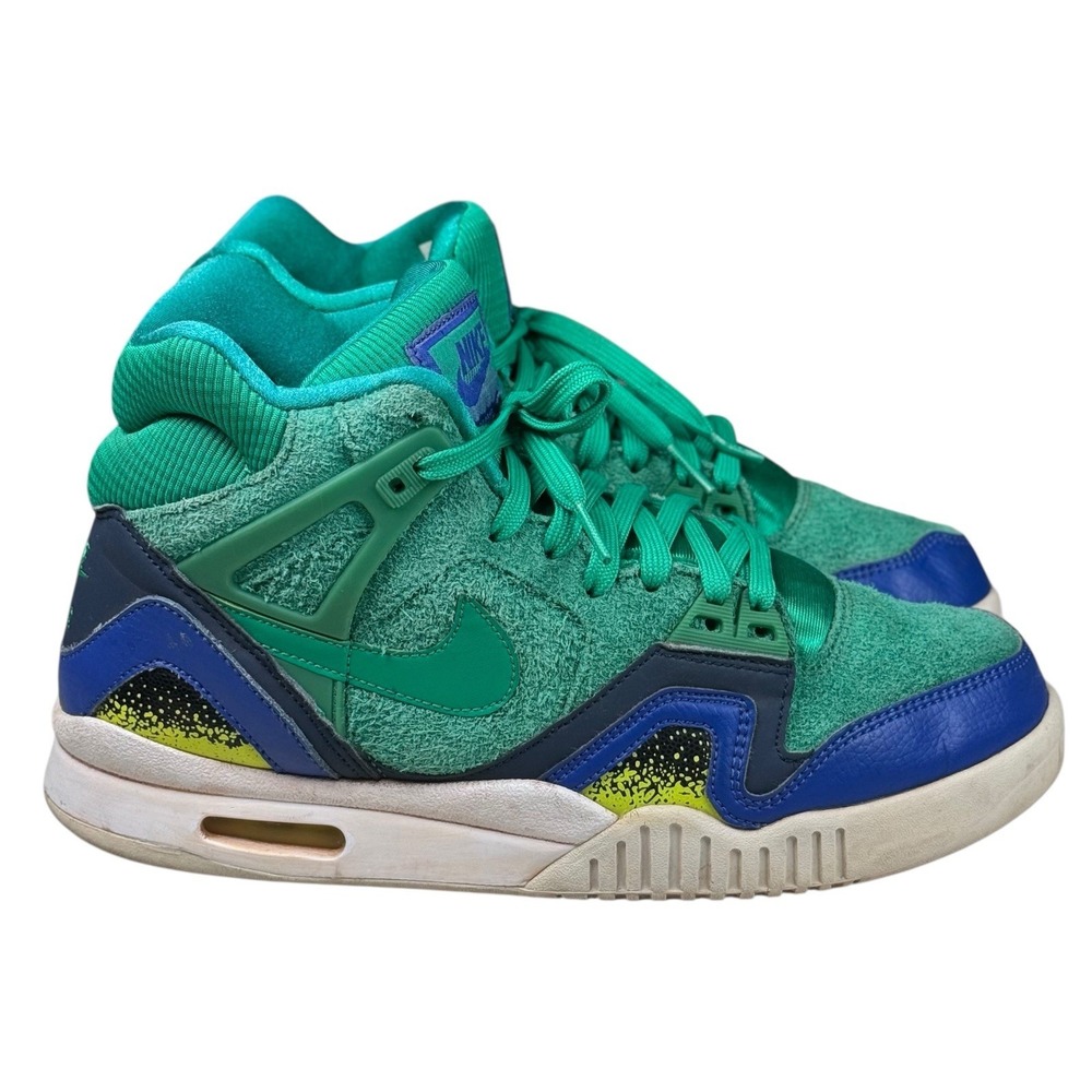 Nike Air‎ Tech Challenge 2 High Top Stadium Green Women's Sz 9 - 2016 857879-301